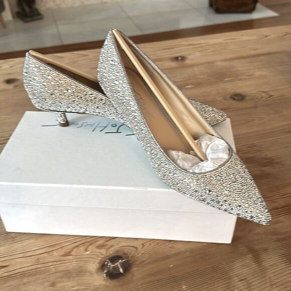 Betsey Johnson Sparkling Silver Kitten Heels - Picture 4 of 11